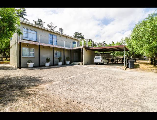 1.10HA SMALLHOLDING FOR SALE IN MORNING STAR